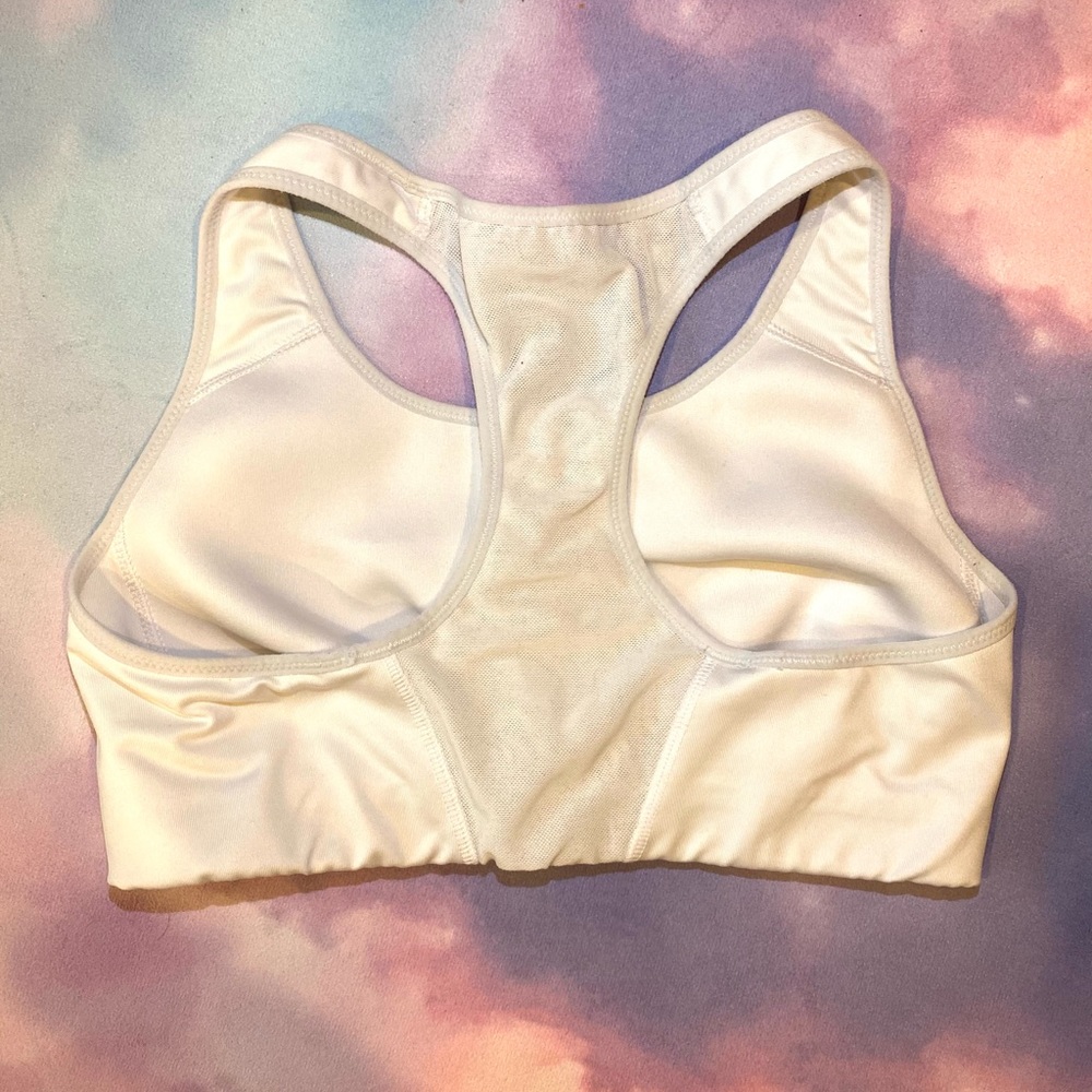 Nike Medium Support Sports Bra